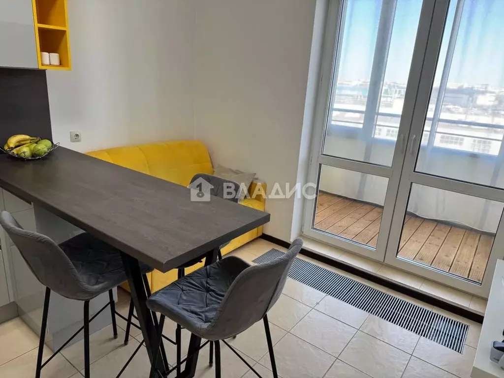 2-к кв. Санкт-Петербург Приморский просп., 62к1 (67.9 м) - Фото 2