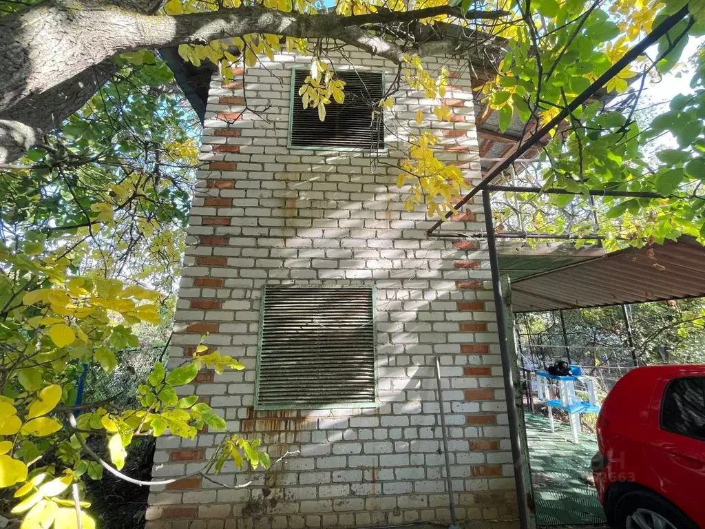 Дом в Волгоградская область, Волжский Трубник СНТ, ул. 12-я (21 м) - Фото 1