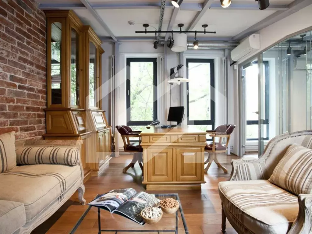 Торговая площадь в Москва Верхняя Радищевская ул., 9С4 (193 м) - Фото 0