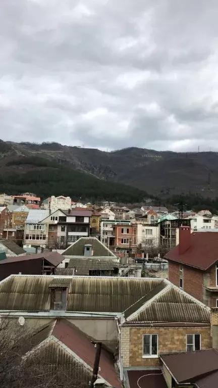 2-к кв. Краснодарский край, Геленджик ул. Суворова, 29 (82.0 м) - Фото 0