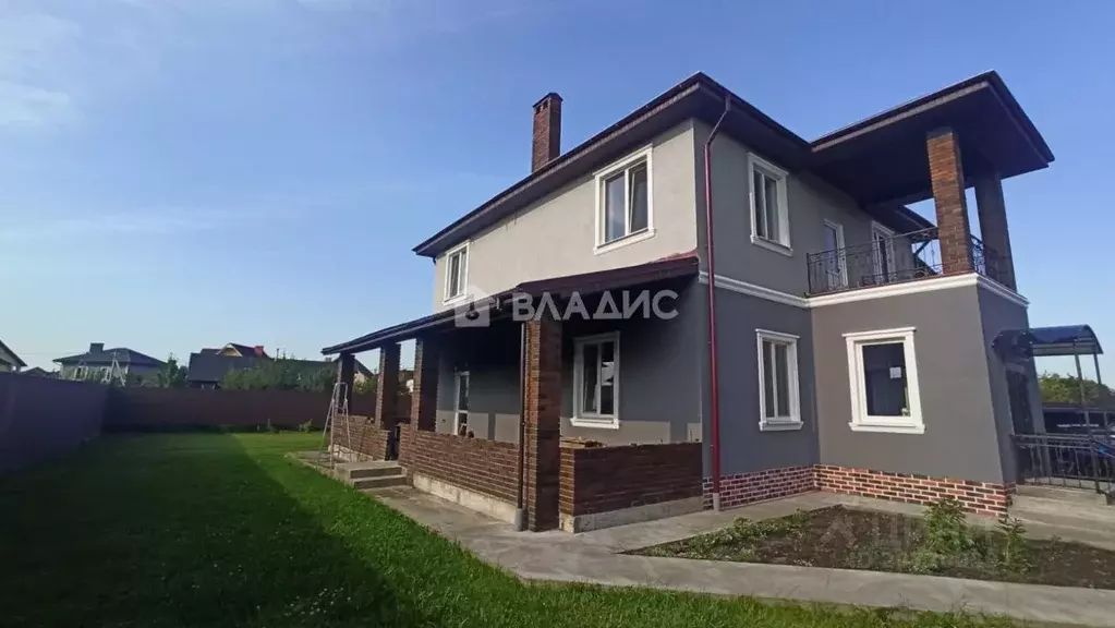 Дом в Калининградская область, Гурьевский муниципальный округ, пос. ... - Фото 0