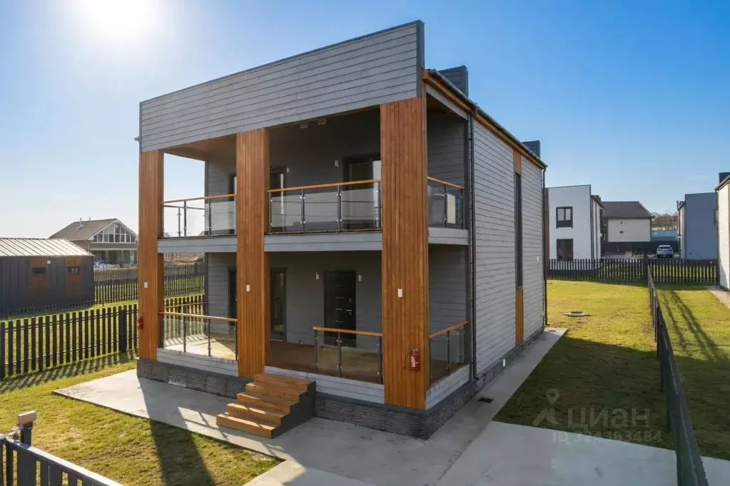 Дом в Ленинградская область, Ломоносовский район, Аннинское городское ... - Фото 1