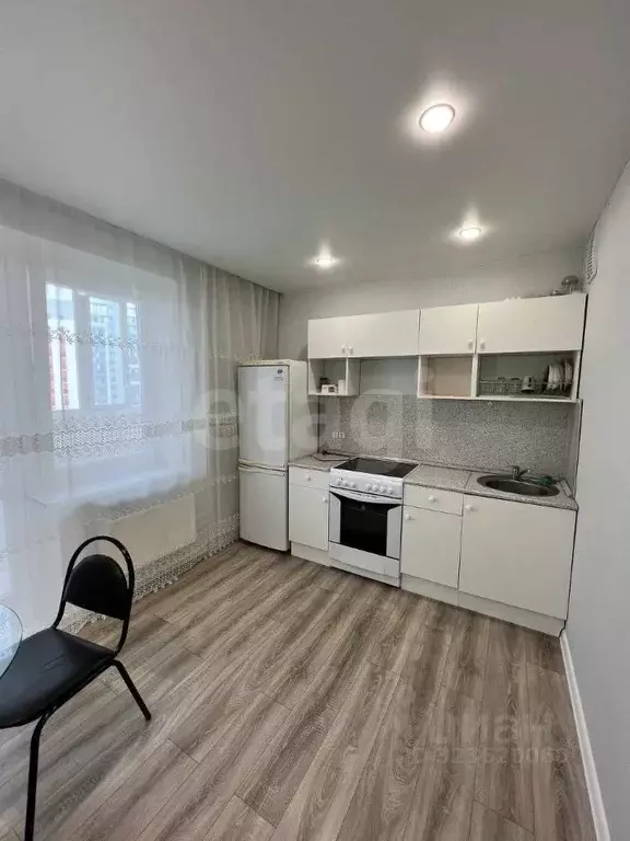 1-к кв. Тюменская область, Тюмень ул. Константина Посьета, 11 (41.0 м) - Фото 2