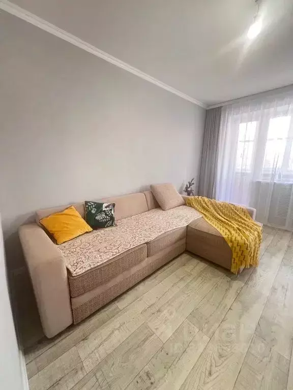 2-к кв. Сахалинская область, Южно-Сахалинск ул. имени Космонавта ... - Фото 2