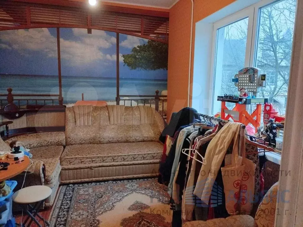 3-к. квартира, 49,4 м, 2/3 эт. - Фото 0