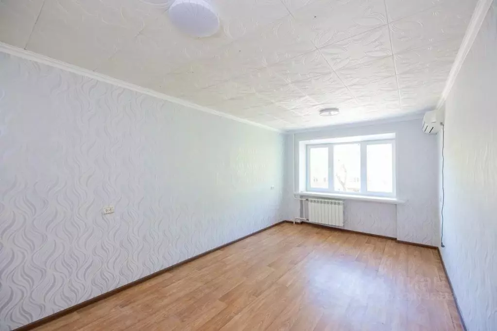 Комната Оренбургская область, Оренбург Театральная ул., 17 (18.0 м) - Фото 1