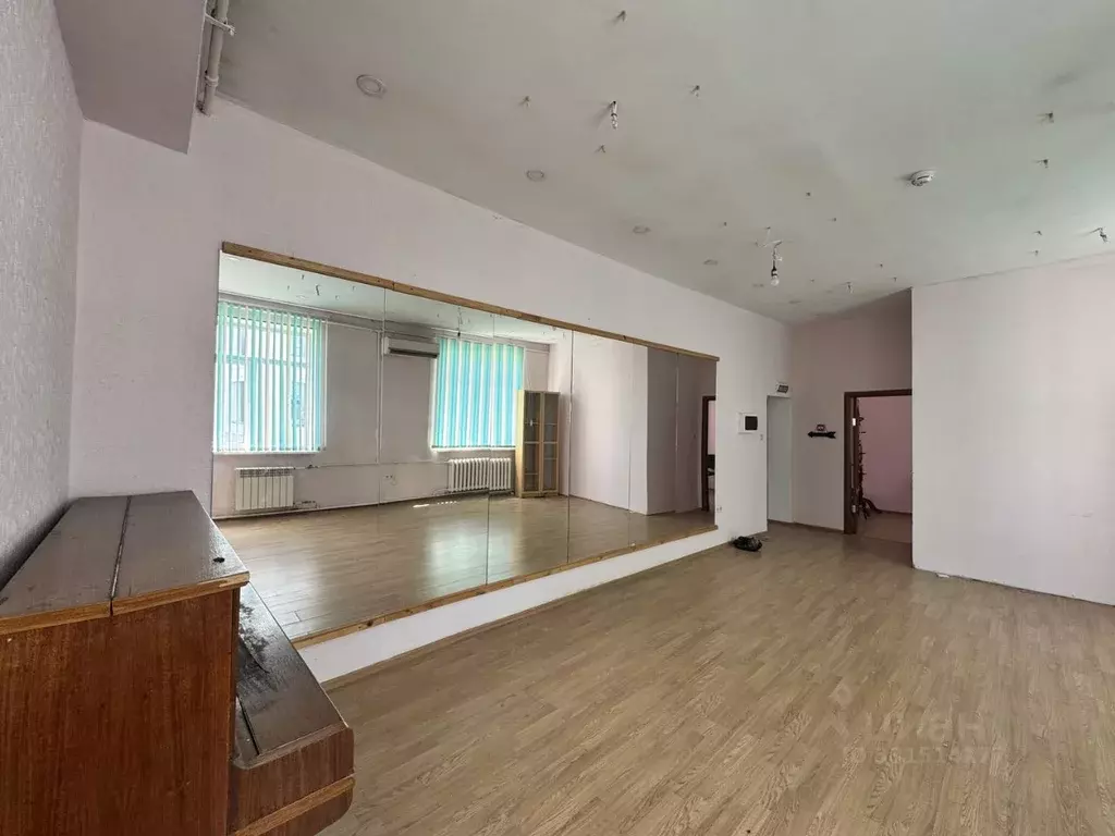 Помещение свободного назначения в Москва Озерковская наб., 22/24С2 (79 ... - Фото 1