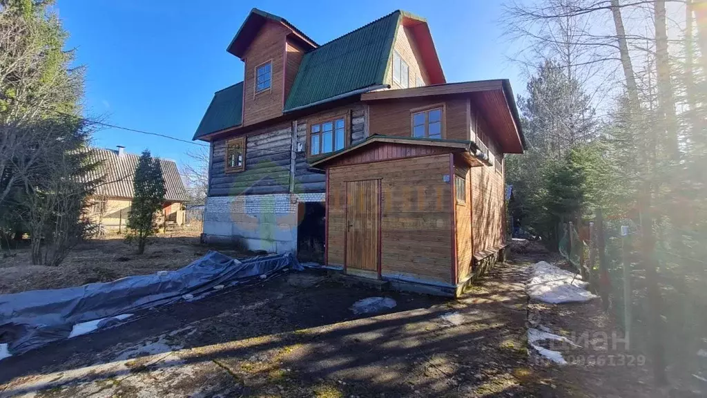 Дом в Ленинградская область, Выборгский район, Рощинское городское ... - Фото 1