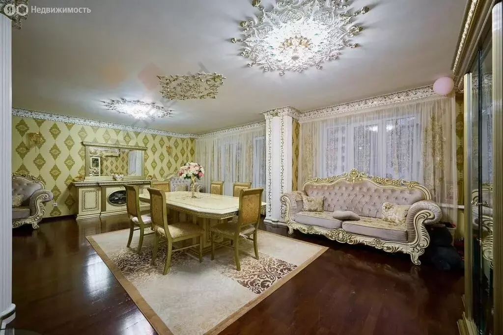 4-комнатная квартира: Краснодар, Гаражная улица, 67 (151.4 м) - Фото 0