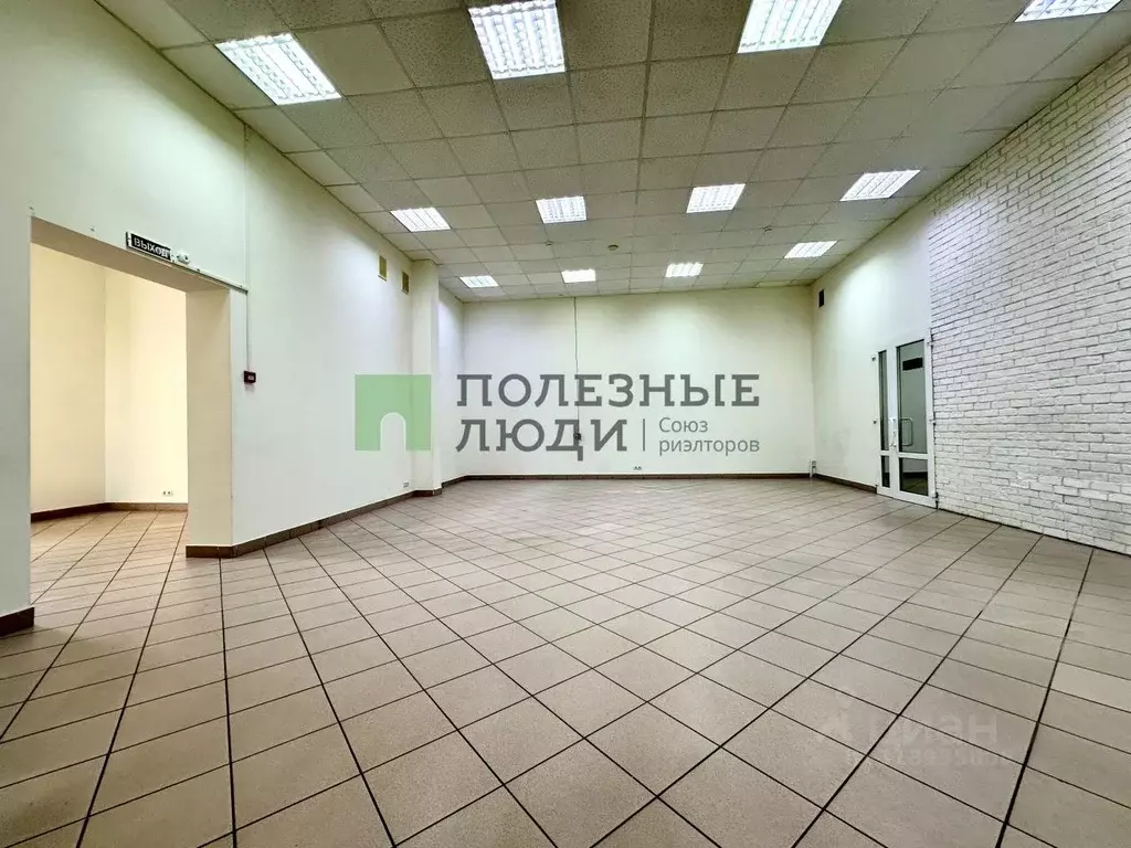Помещение свободного назначения в Орловская область, Орел ... - Фото 0