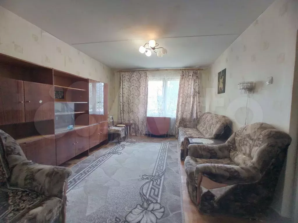 4-к. квартира, 70м, 1/9эт. - Фото 1