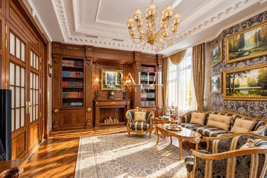 3-к кв. Москва ул. Знаменка, 13С1 (138.0 м) - Фото 1