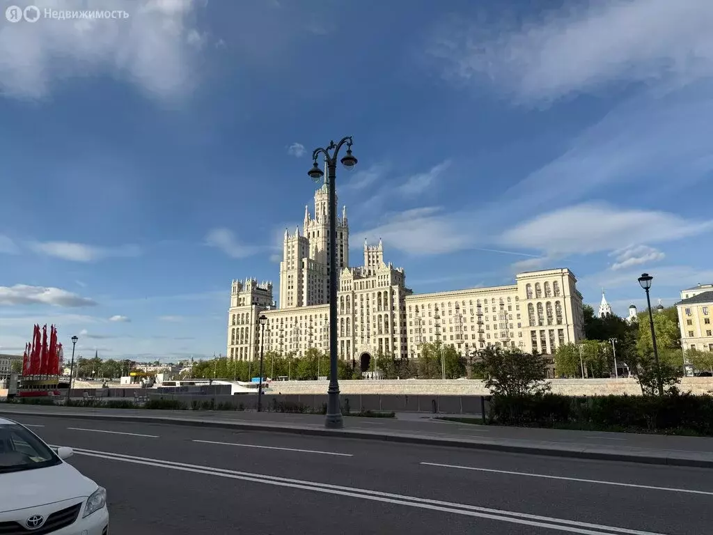 Квартира-студия: Москва, Космодамианская набережная, 4/22А (15 м) - Фото 0