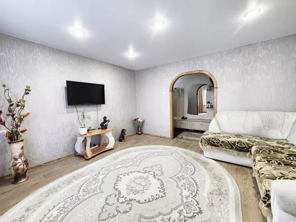 4-к кв. Хакасия, Саяногорск Саяногорск городской округ, Ленинградский ... - Фото 1