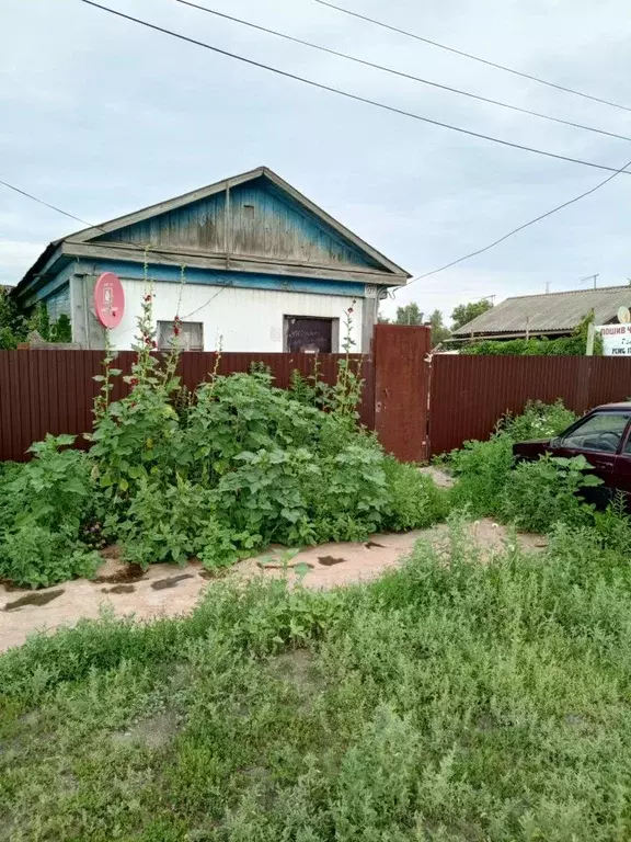 Дом в Саратовская область, Петровск ул. Братьев Костериных, 127 (56 м) - Фото 2