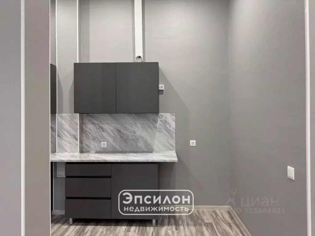 1-к кв. Курская область, Курск ул. Челюскинцев, 25 (60.5 м) - Фото 2