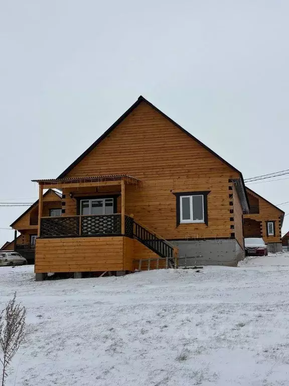 Дом в Красноярский край, Красноярск городской округ, пос. Минино ул. ... - Фото 1