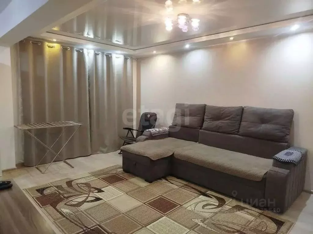 1-к кв. Бурятия, Улан-Удэ ул. Жердева, 74 (47.3 м) - Фото 0