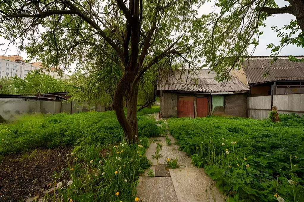 Участок в Московская область, Балашиха Саввино мкр, ул. Островского, 9 ... - Фото 0