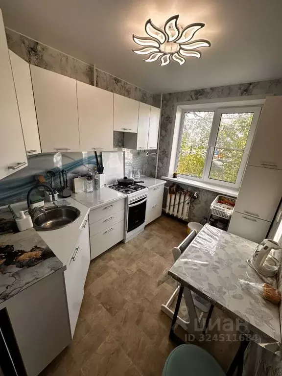 3-к кв. Ленинградская область, Тихвинский район, Борское с/пос, д. Бор ... - Фото 1