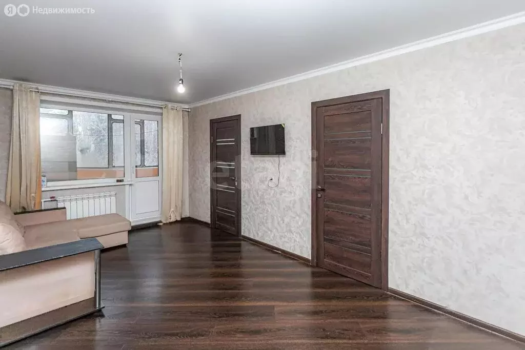 3-комнатная квартира: Бердск, Микрорайон, 25 (61 м) - Фото 2