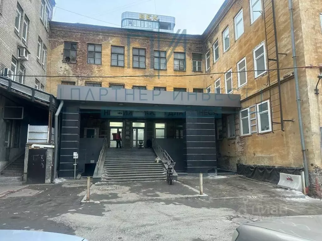 Офис в Свердловская область, Екатеринбург ул. Долорес Ибаррури, 2А ... - Фото 1