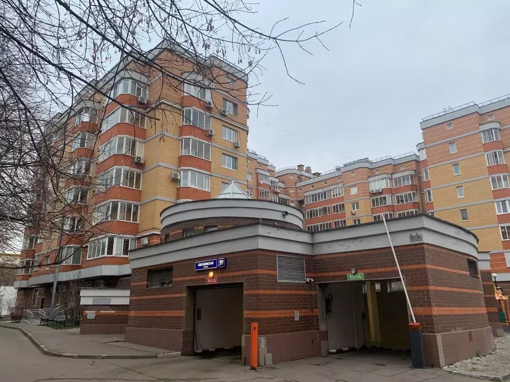 Гараж в Москва Люсиновская ул., 37 (16 м) - Фото 1