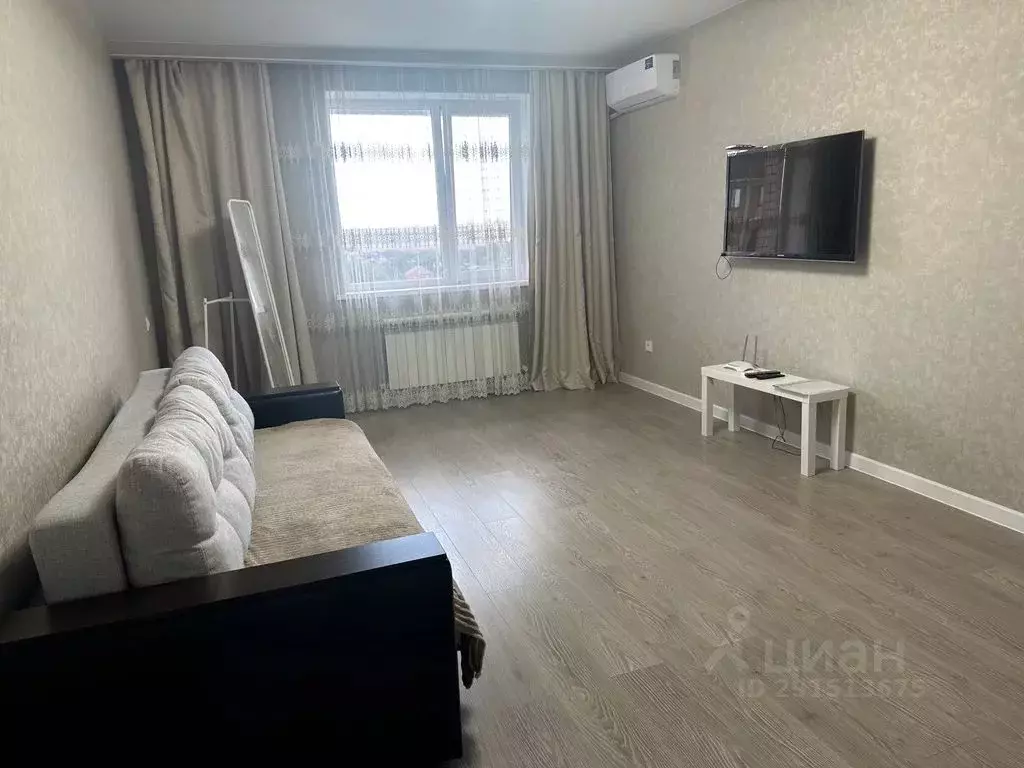 2-к кв. Калмыкия, Элиста ул. Ю. Клыкова, 77В (70.0 м) - Фото 1