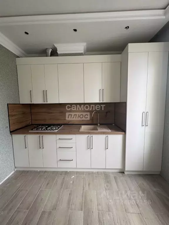 2-к кв. Кабардино-Балкария, Нальчик ул. Мовсисяна, 21 (63.0 м) - Фото 1