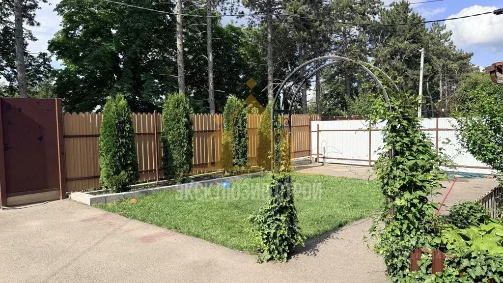 Дом в Ставропольский край, Ессентуки ул. Покровская, 45 (92 м) - Фото 2