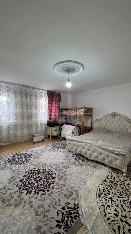 Дом в Ингушетия, Назрановский район, Кантышево с/пос, с. Кантышево ... - Фото 1