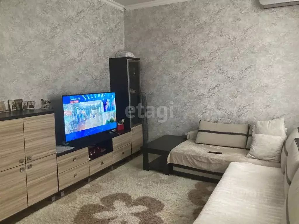 Дом в Северная Осетия, Владикавказ ул. Серобабова, 36 (60 м) - Фото 0