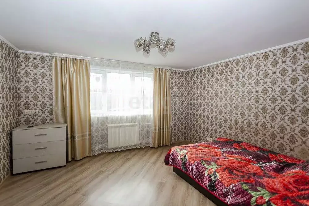 Дом в Кемеровская область, Осинники ул. М. Горького, 94 (98 м) - Фото 1