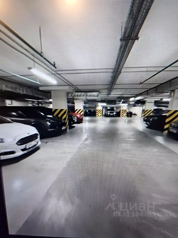 Гараж в Москва Ярцевская ул., 32 (16 м) - Фото 2