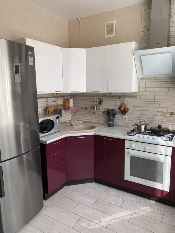 2-к кв. Вологодская область, Череповец ул. Ленина, 98Б (60.0 м) - Фото 1