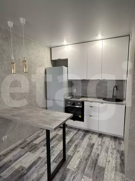 1-к кв. Тюменская область, Тюмень ул. 50 лет Октября, 57Бк2 (37.0 м) - Фото 2