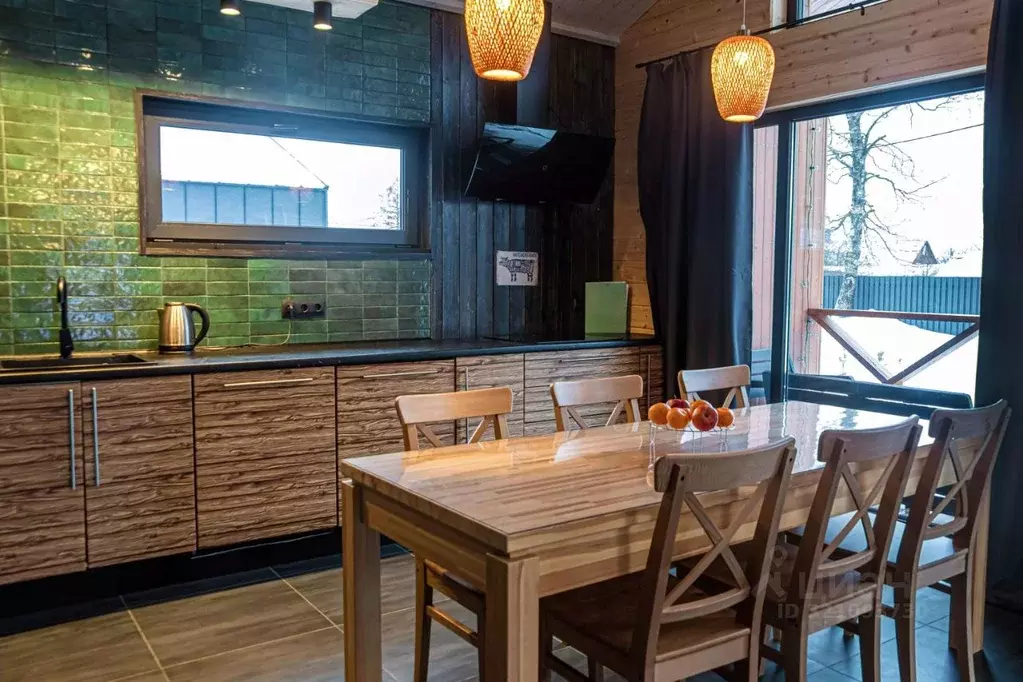 Дом в Ленинградская область, Приозерский район, Красноозерное с/пос, ... - Фото 1