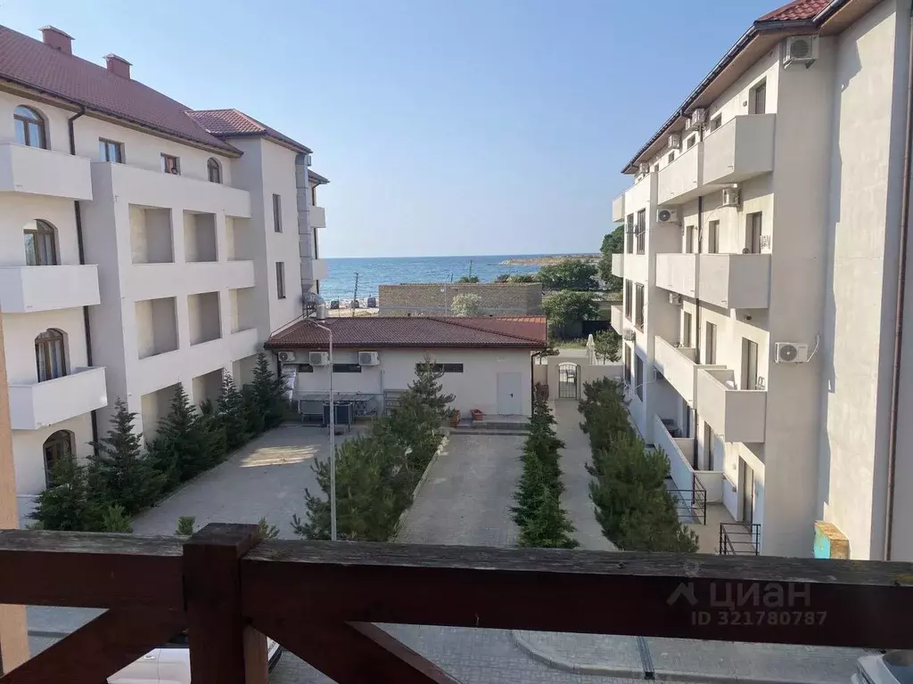 Студия Крым, Черноморское пгт ул. Сигнальная, 2В (28.2 м) - Фото 0