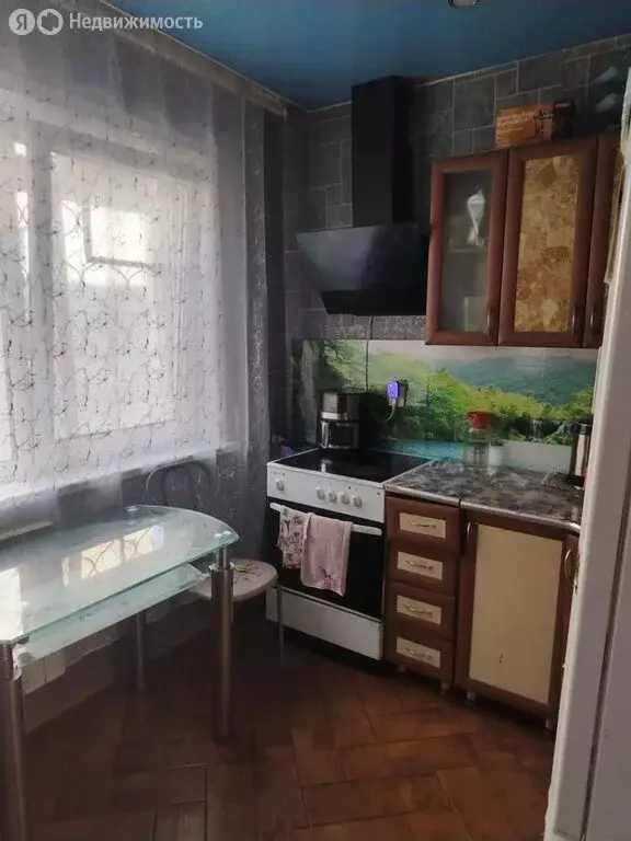 3-комнатная квартира: Иркутск, улица Розы Люксембург, 335 (60 м) - Фото 1