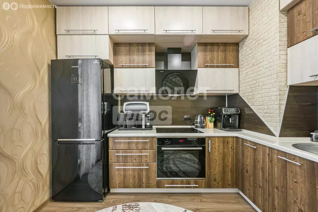 2-комнатная квартира: Екатеринбург, улица Рябинина, 18 (60 м) - Фото 1