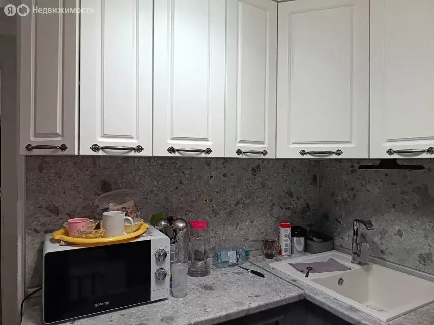 3-комнатная квартира: Таганрог, улица Щаденко, 88 (62 м) - Фото 0