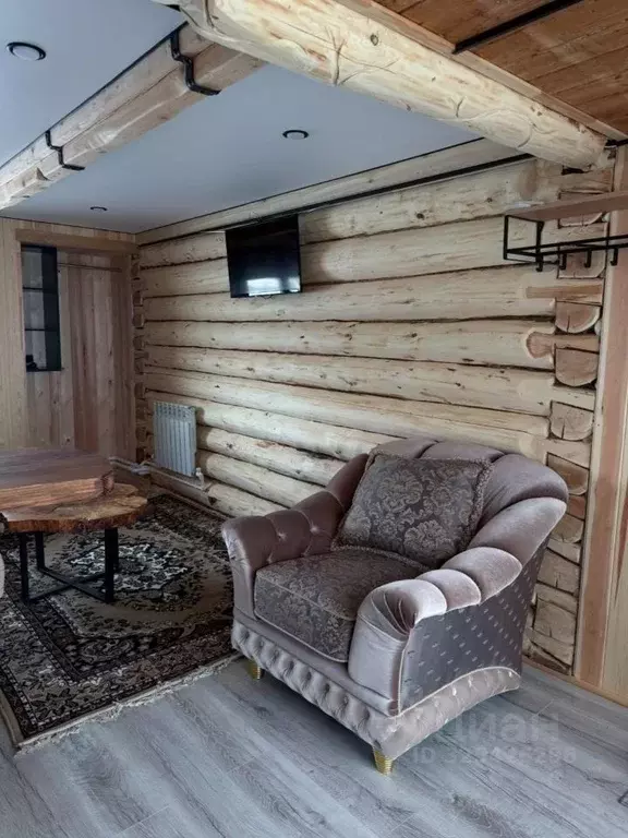 Комната Иркутская область, Ольхонский район, пос. Хужир ул. ... - Фото 1