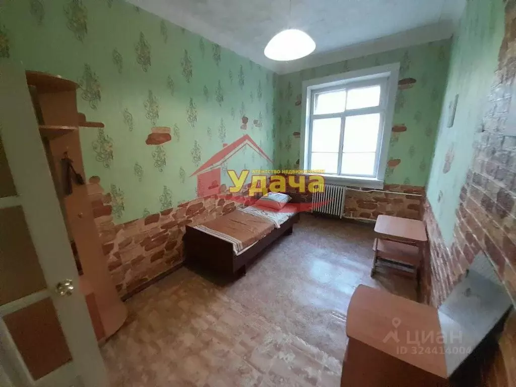 4-к кв. Оренбургская область, Орск пос. Победа, ул. Достоевского, 10 ... - Фото 1