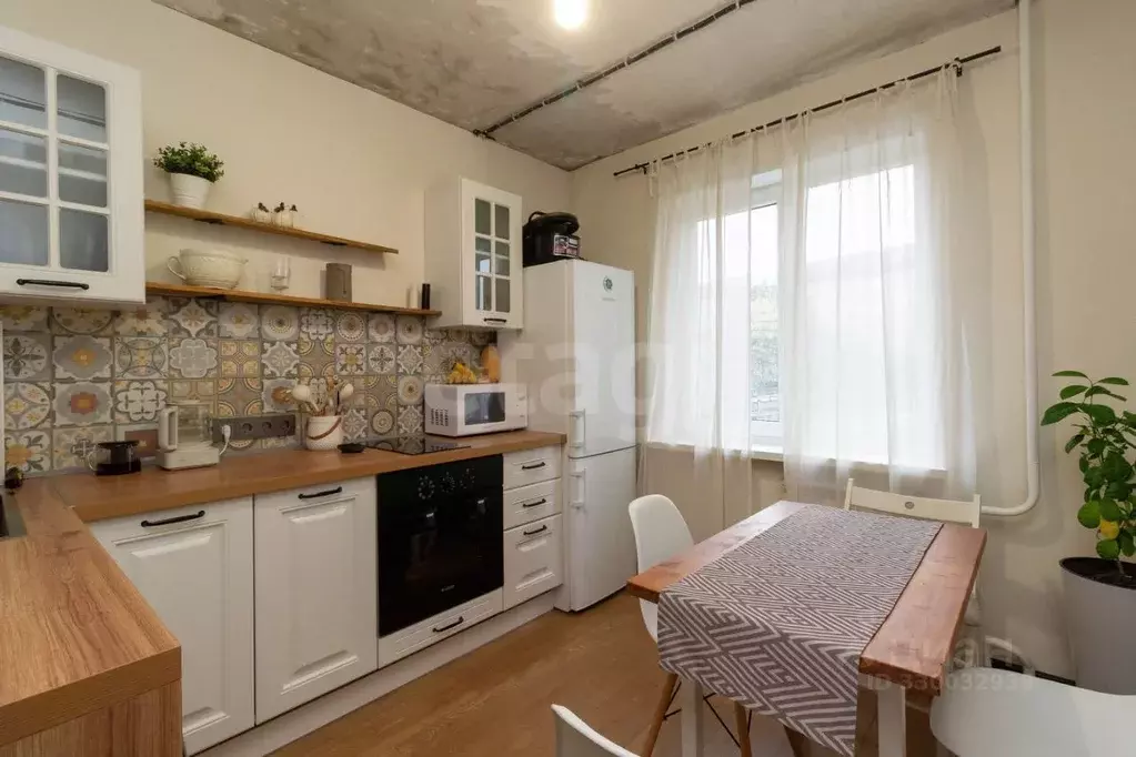 3-к кв. Красноярский край, Красноярск ул. Дубровинского, 58 (62.4 м) - Фото 1