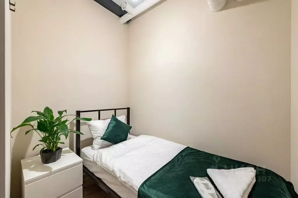 Комната Санкт-Петербург Невский просп., 87/2 - Фото 1