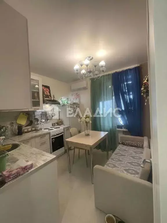 Продается 1-комнатная квартира - Фото 1