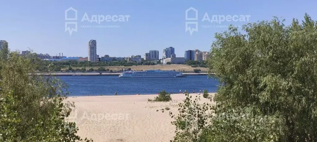 Дом в Волгоградская область, Краснослободск Среднеахтубинский район, ... - Фото 0