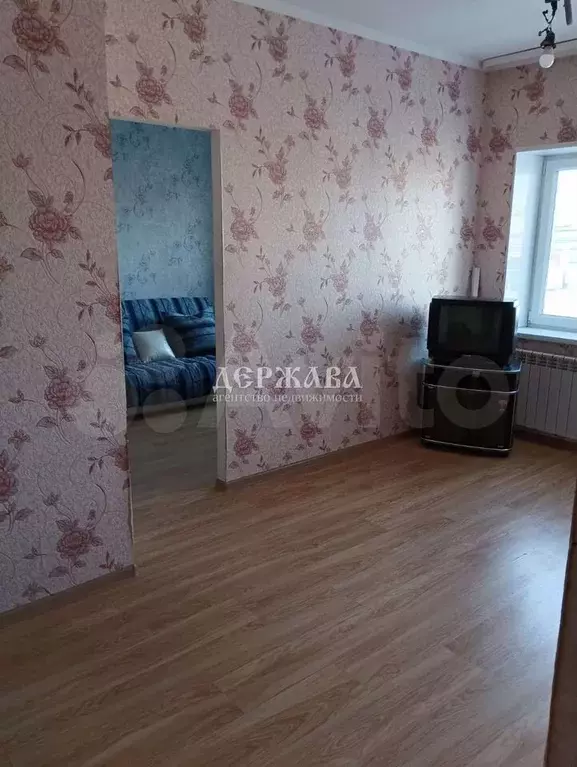 2-к. квартира, 42 м, 2/2 эт. - Фото 1