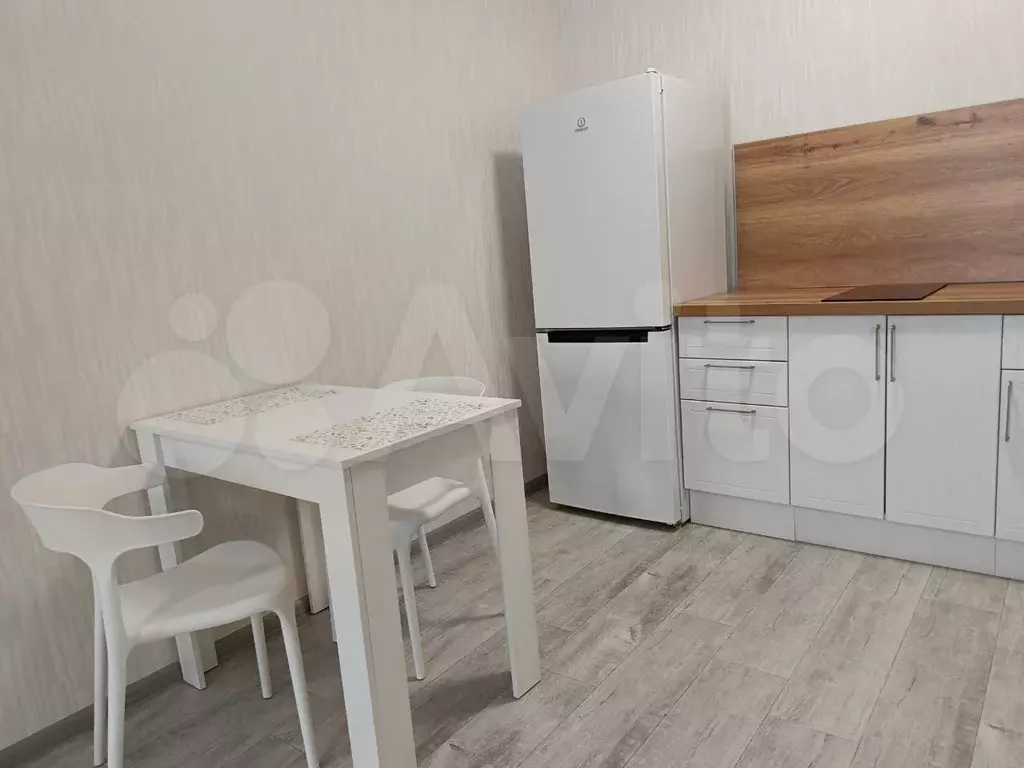 2-к. квартира, 42,5 м, 2/9 эт. - Фото 1