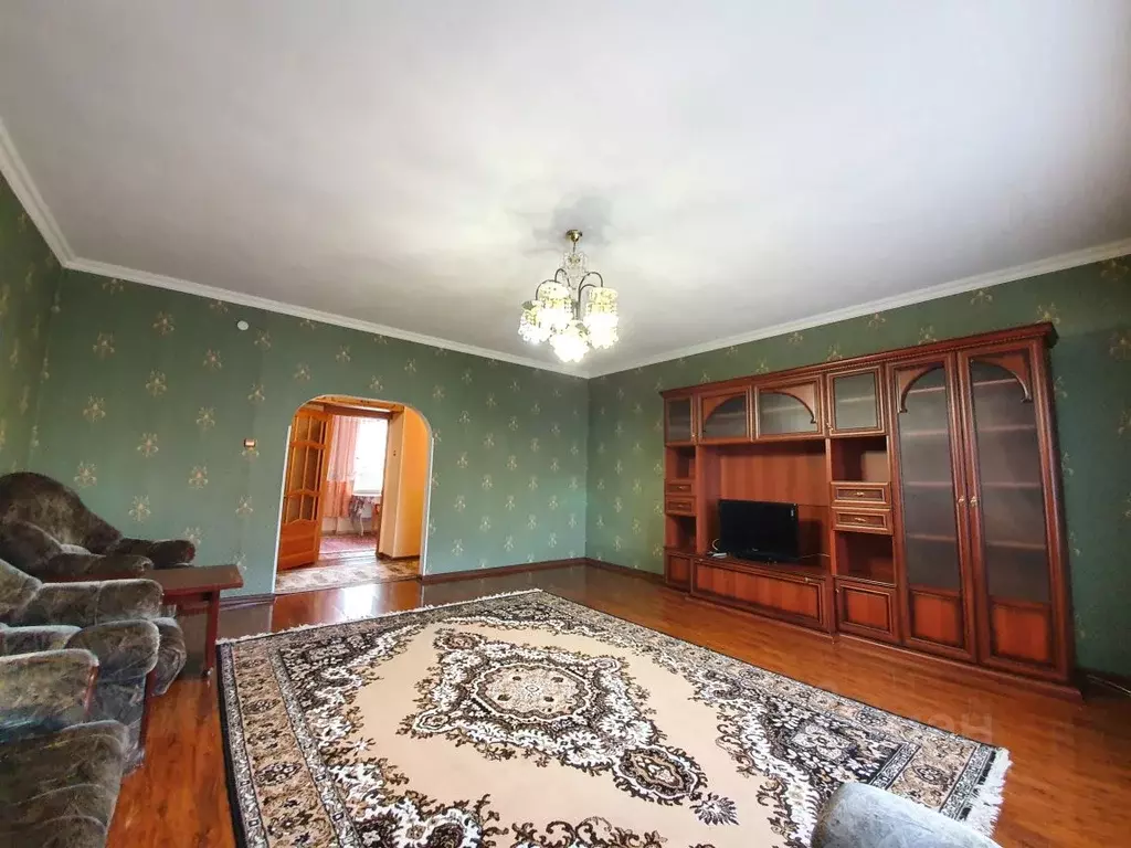 Дом в Ставропольский край, Ессентуки Средняя ул., 11 (100 м) - Фото 2